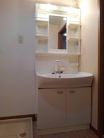 グリーン．アヴェニューの洗面所