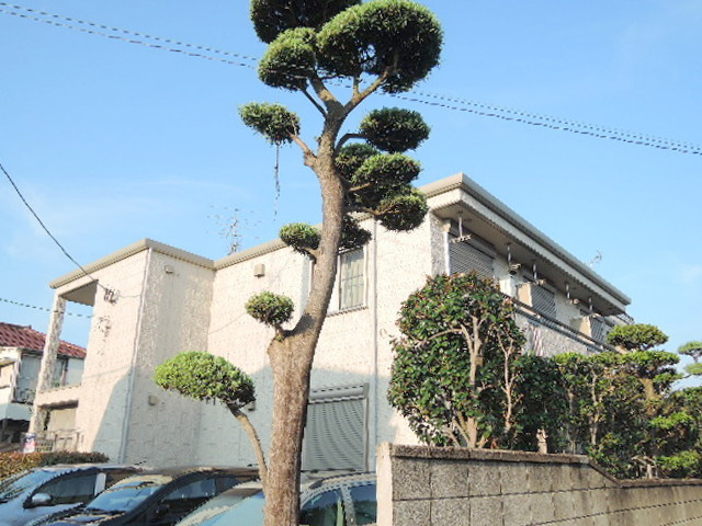 コリーヌ横浜の外観|２４時間受付で管理体制良好の旭化成へーベルメゾン