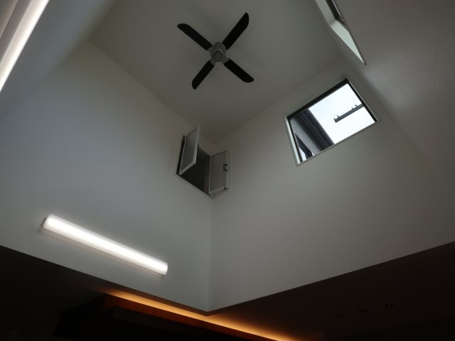 《仲介手数料無料》北区吉野町２丁目170-10(B号棟)新築一戸建ての居間・リビング|撮影日 2025年7月18日 14:30 晴れ