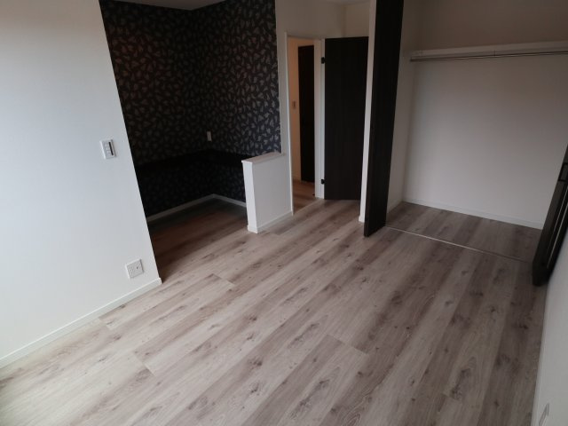 《仲介手数料無料》北区吉野町２丁目170-10(B号棟)新築一戸建ての洋室|撮影日 2025年7月18日 14:30 晴れ