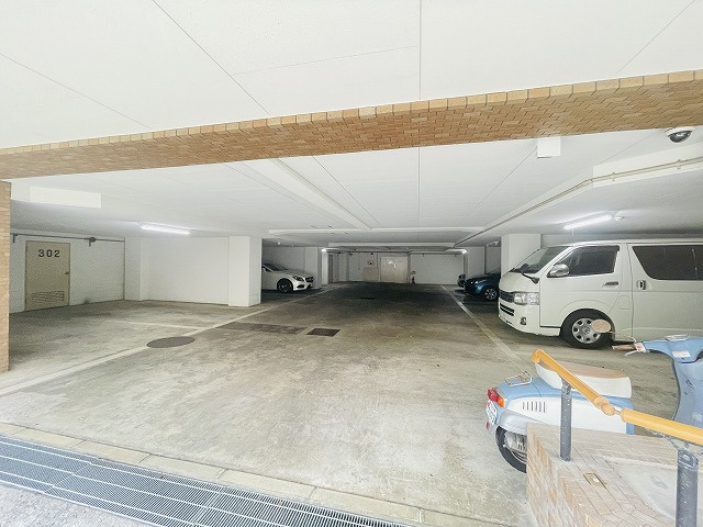 【駐車場】 | グランドメゾン長丘