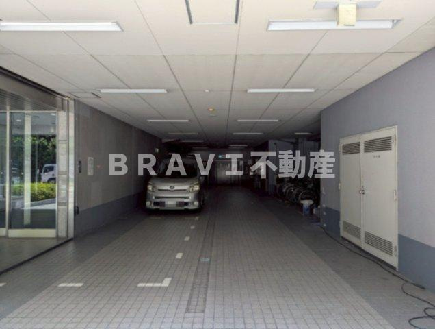フェニックス内本町ビルの駐車場