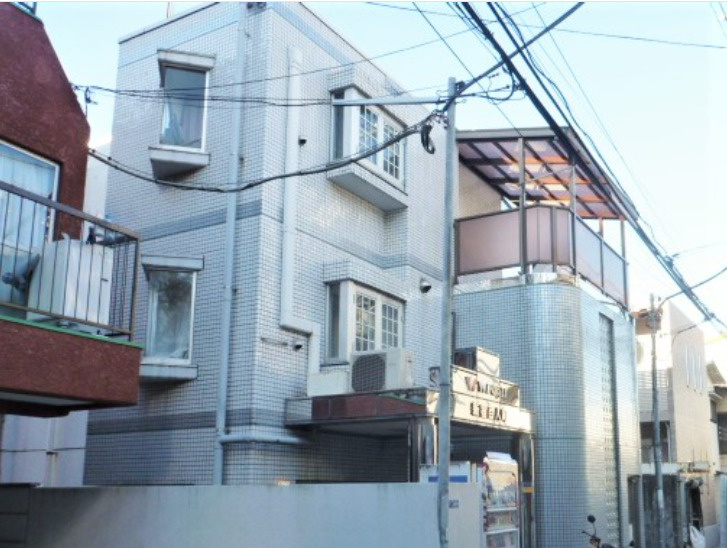 新宿区百人町１丁目の賃貸マンションの外観