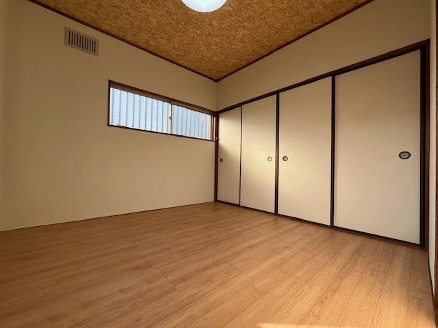 山手町貸家の洋室