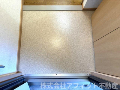 【エントランス】 | サングレイス中川