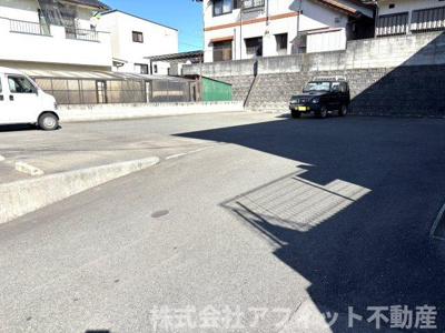 【駐車場】 | サングレイス中川