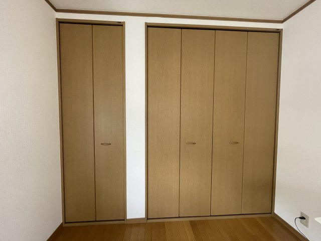 茂原市本納戸建ての収納