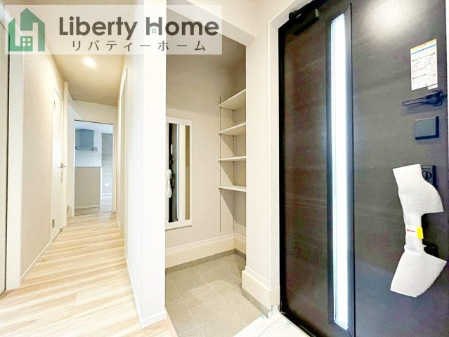 つくば市古来1期　新築戸建　1号棟の玄関