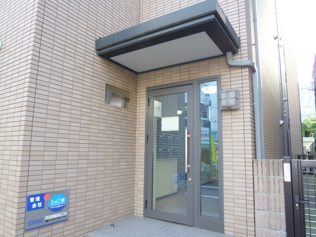 プランドール早稲田のエントランス|★オートロック付きエントランス★