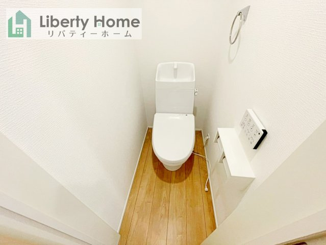 取手市井野24-1期　新築戸建　2号棟のトイレ