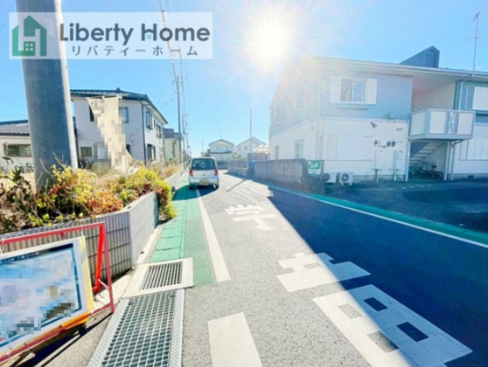 取手市井野24-1期　新築戸建　2号棟の前面道路含む現地写真