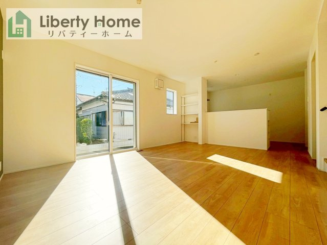 取手市井野24-1期　新築戸建　2号棟の居間・リビング