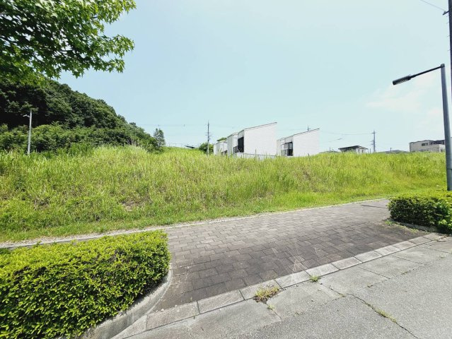 加東市南山土地の外観|■土地1156.01㎡／約349.6坪■現況更地＆整形地