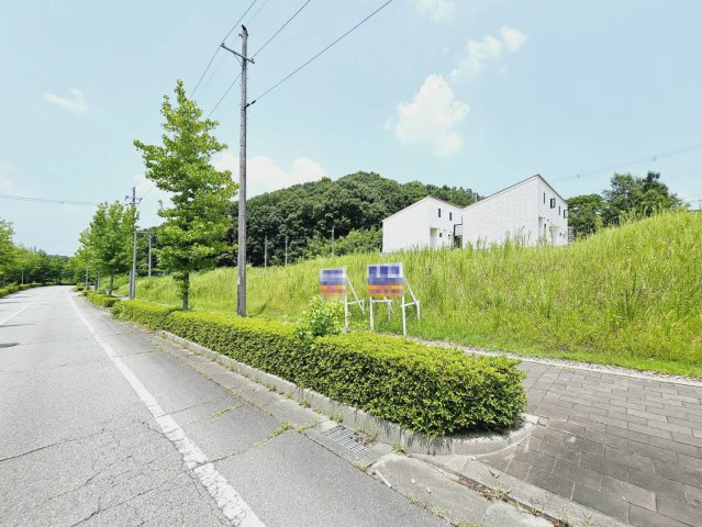 加東市南山土地の外観|■土地1156.01㎡／約349.6坪■現況更地＆整形地