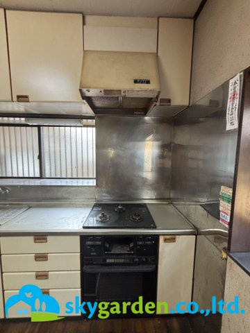 小田原市寿町5丁目　中古戸建のキッチン