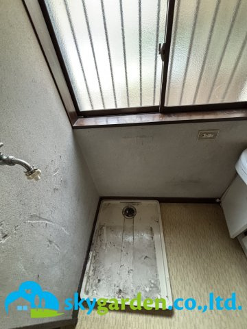 小田原市寿町5丁目　中古戸建のランドリースペース