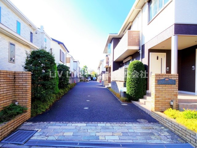 ラ・ヴィラーチェ　デュオのエントランス