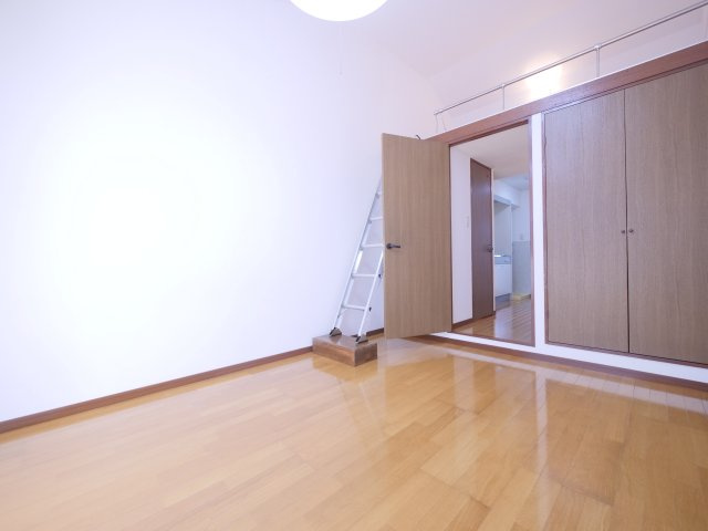 ベルハイツの洋室|※写真は別の部屋のものです。