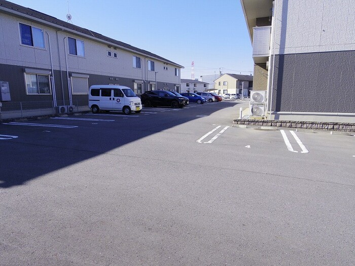 アル・ソーレの駐車場|駐車場