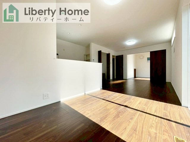 取手市井野24-1期　新築戸建　3号棟の居間・リビング