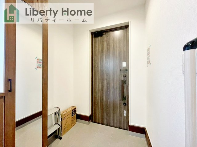 取手市井野24-1期　新築戸建　3号棟の玄関