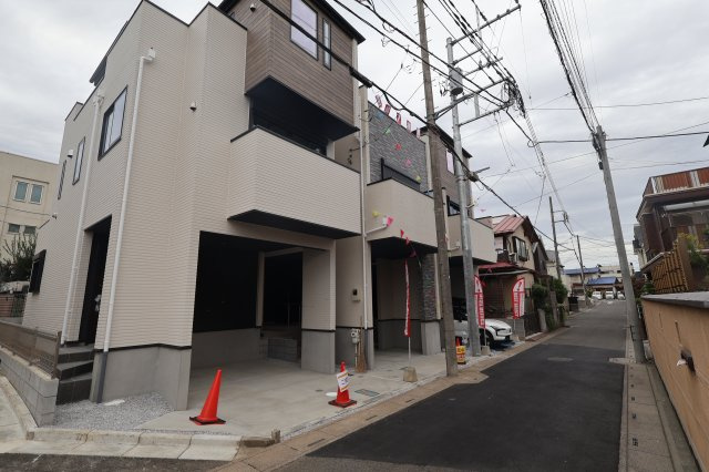 《仲介手数料無料》中央区本町東２丁目13-20(2号棟)新築一戸建てKEIAI GRACEの外観|撮影日 2025年10月19日 10:10 曇り