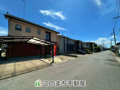 【前面道路含む現地写真】 | FelidiaGarden上三川町しらさぎ三丁目 | 前面道路は広々としてます！運転が苦手な方でもお車の出し入れ簡単で安心です☆
