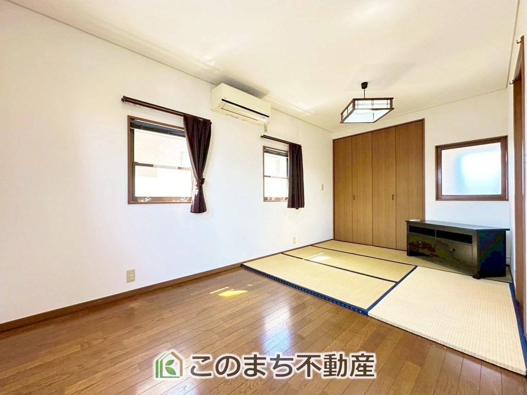 FelidiaGarden上三川町しらさぎ三丁目の洋室|日当たりが良く明るい洋室です。クローゼット付きで家具の配置がしやすく居心地の良いプライベート空間を演出します。
