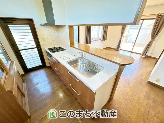 FelidiaGarden上三川町しらさぎ三丁目のキッチン|人気のカウンターキッチンになっているので家族とコミュニケーションを取りながらでも家事をこなせます！

