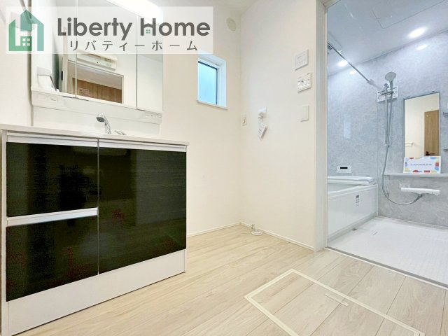 取手市井野24-1期　新築戸建　4号棟の脱衣所