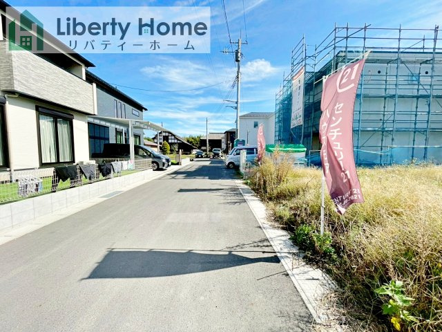 取手市井野24-1期　新築戸建　4号棟の前面道路含む現地写真