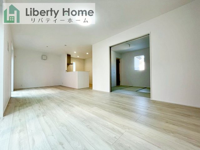 取手市井野24-1期　新築戸建　4号棟の居間・リビング