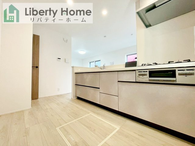 取手市井野24-1期　新築戸建　4号棟のキッチン