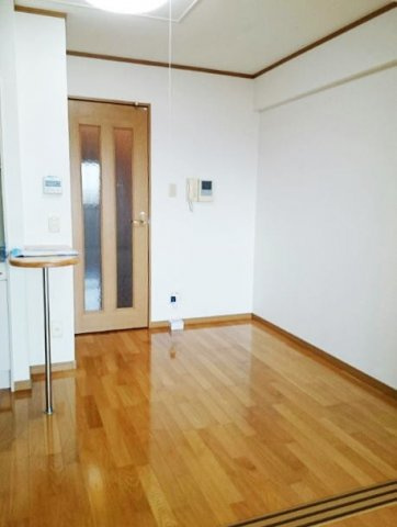 ＰＬＥＡＳＵＲＥＳの内装|中はこのようになっています