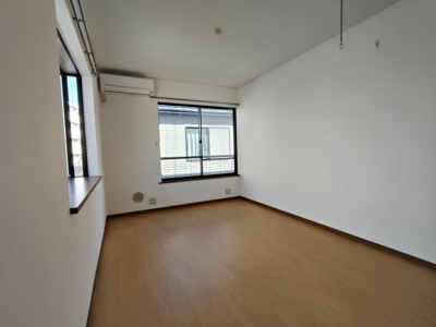 【玄関】 | エステートピア中村 | ※同建物ほかのお部屋の写真です。