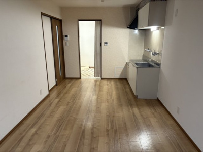 【居間・リビング】 | 安立2丁目貸家