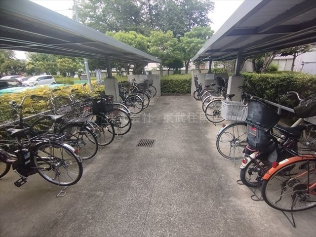 【駐輪場】の画像