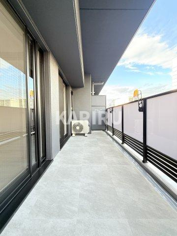 スプランディッド梅田グランノースのバルコニー