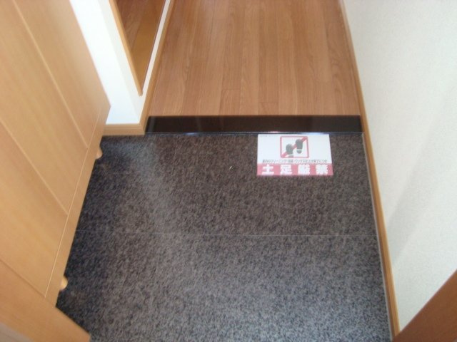 アーバンコートＴ．Ｂ棟の玄関|玄関