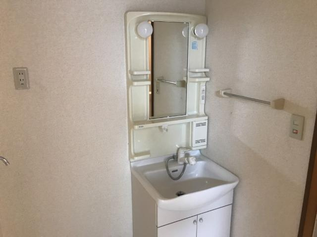 グリーンハイム松橋の洗面所|洗面