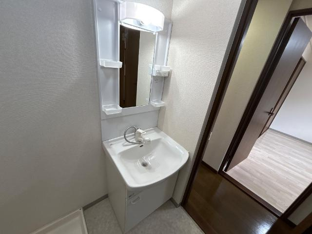 グランディール羽根の洗面所|洗面