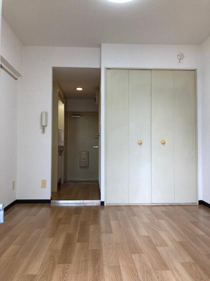 【洋室】 | ホーユウコンフォルト白楽Ｃ棟