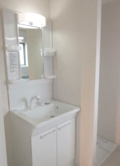 ペリエ要町の独立洗面台