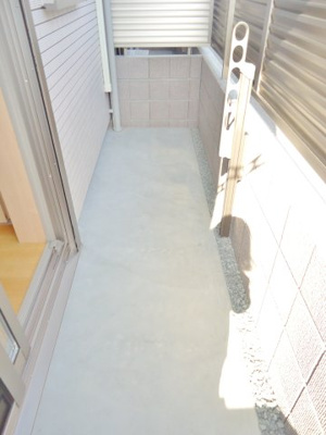 【バルコニー】 | シャルール | 南東向き