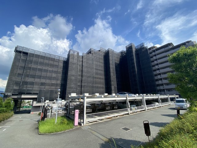 イトーピア金剛東グランヒルズの外観