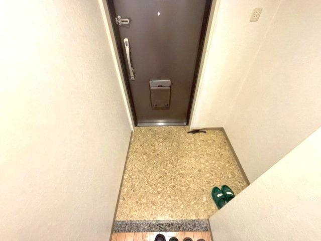 イトーピア金剛東グランヒルズの玄関