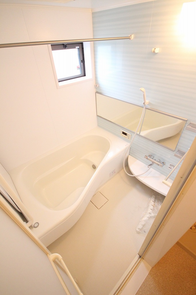 セントラルグレイスB棟の浴室|※お部屋により仕様が異なる場合があります※