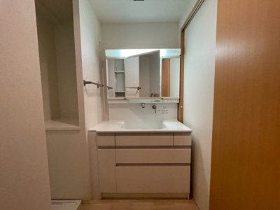 【独立洗面台】 | エスヴェール北梅田