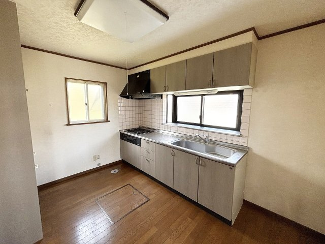 青森市　浪岡女鹿沢西花岡　中古住宅のキッチン