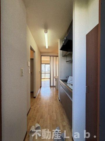 アヴァンツァーレ浦田の玄関